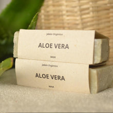 Cargar imagen en el visor de la galería, 100% natural, orgánico, Kit, Jabones corporales, naturales, Oiris, Colombia, jabones colombianos, sin tóxicos, cuidado natural, Ingredientes naturales, cuida el planeta, cuida tu piel, jabones orgánicos, cero basura, cali, jabón natural, cuida tu piel, nutre tu piel, aloe vera, aloe, barra de jabón.